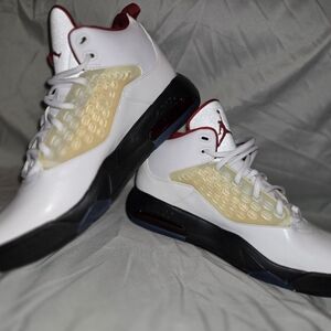 Nike Air Jordan Maxin 200 - Fire Red